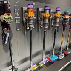 Miele czy Dyson? Odkurzacze bezprzewodowe który wybrać?