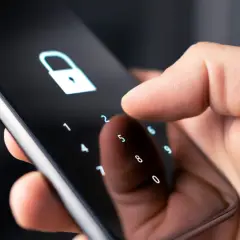 Jak założyć hasło na aplikacje iPhone? Sprytne metody blokady!