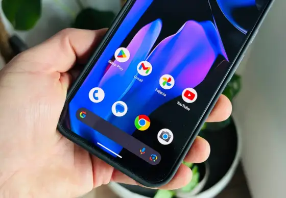 Android 15 - Kiedy aktualizować, by zyskać, nie stracić?